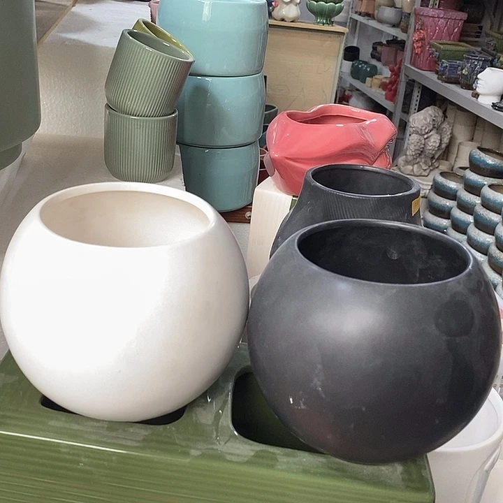 摆件陶陶盆有孔 瑕疵介意勿拍