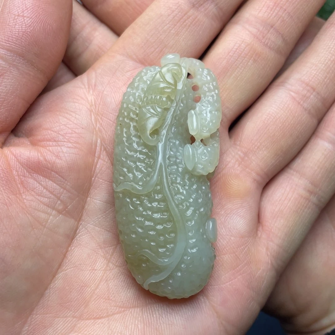 颈饰未镶嵌和田玉
