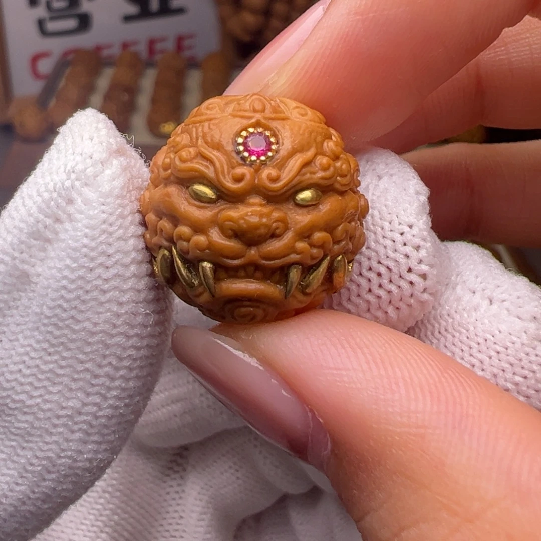 猴头核桃把件镶嵌款唐狮全品有正常封口线