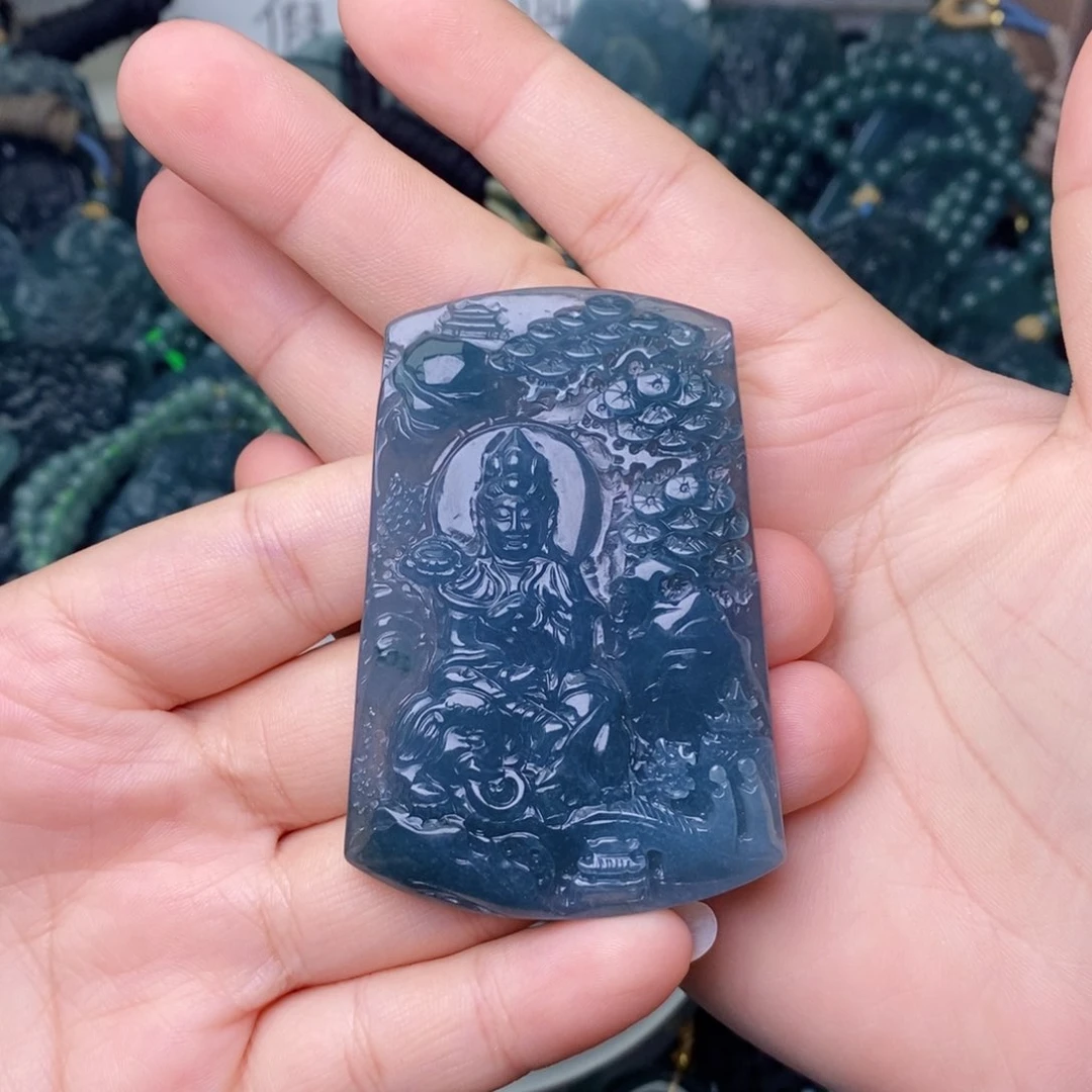 翡翠未镶嵌颈饰
