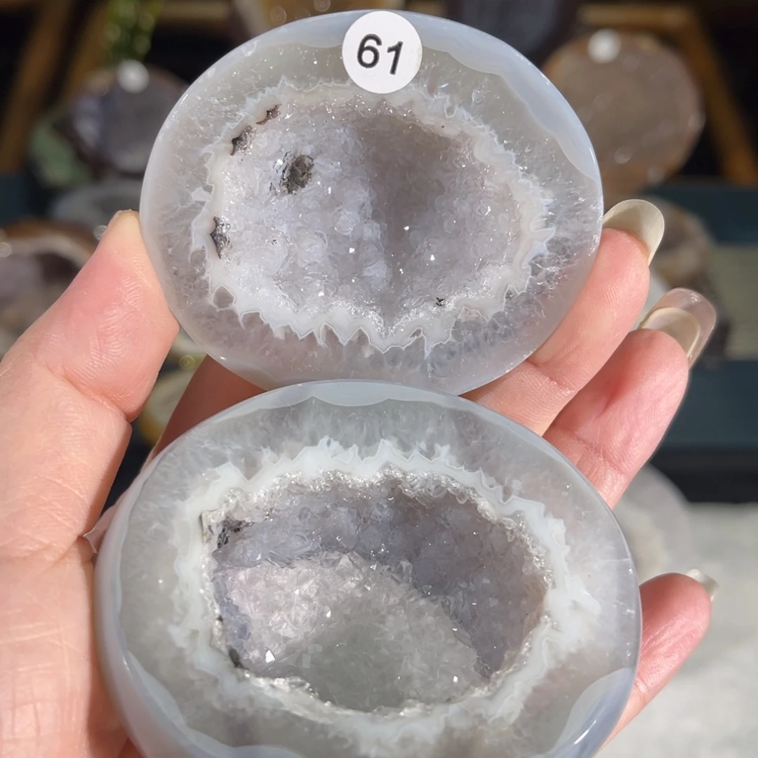 未镶嵌水晶大型摆件（非配饰）