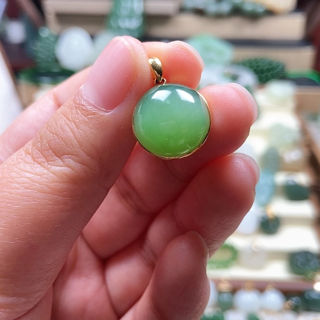 吊坠(不含链)18K金镶嵌和田玉