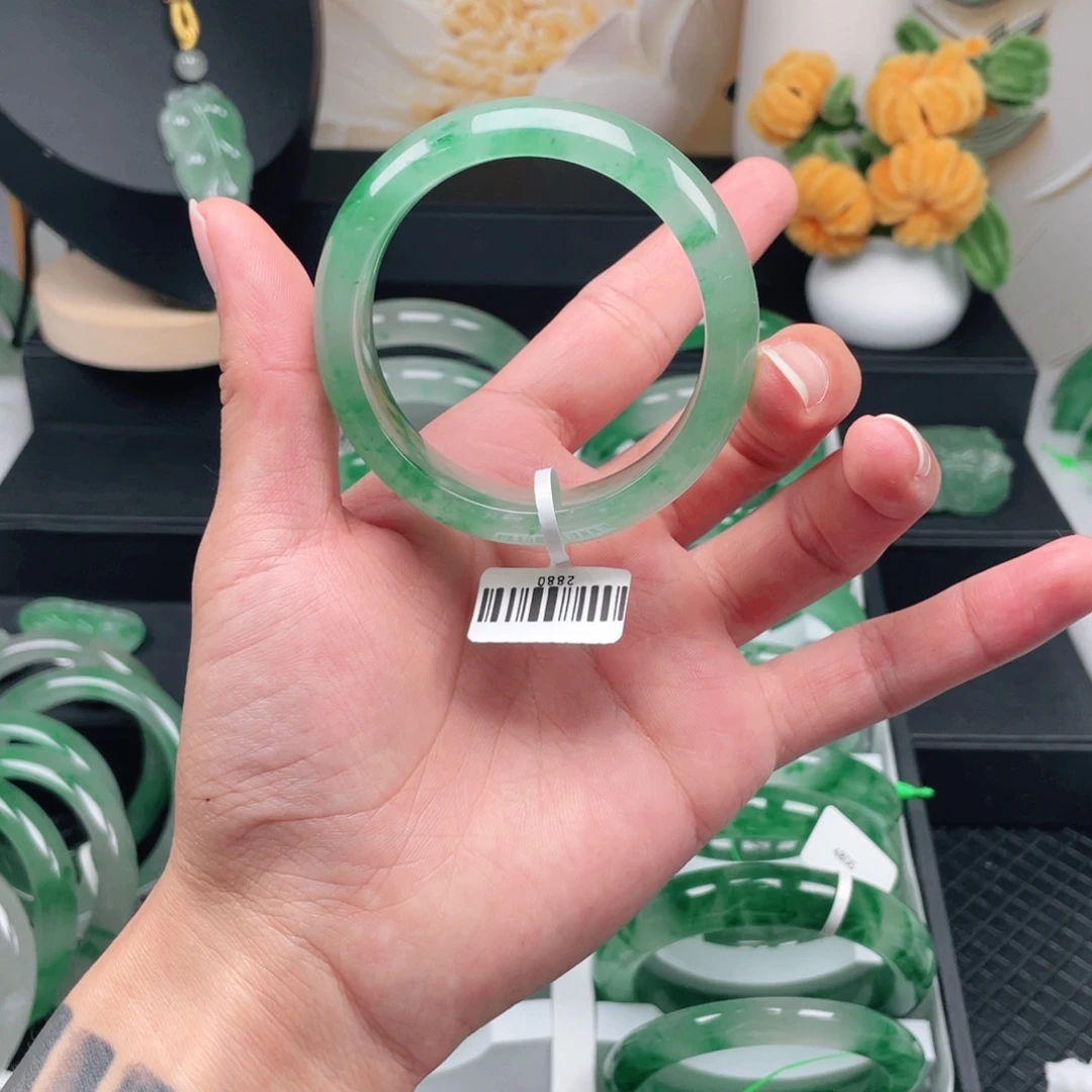 蓉***妹石英质玉未镶嵌手镯52