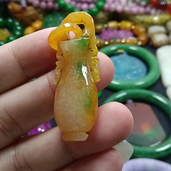 翡翠未镶嵌挂件翡翠