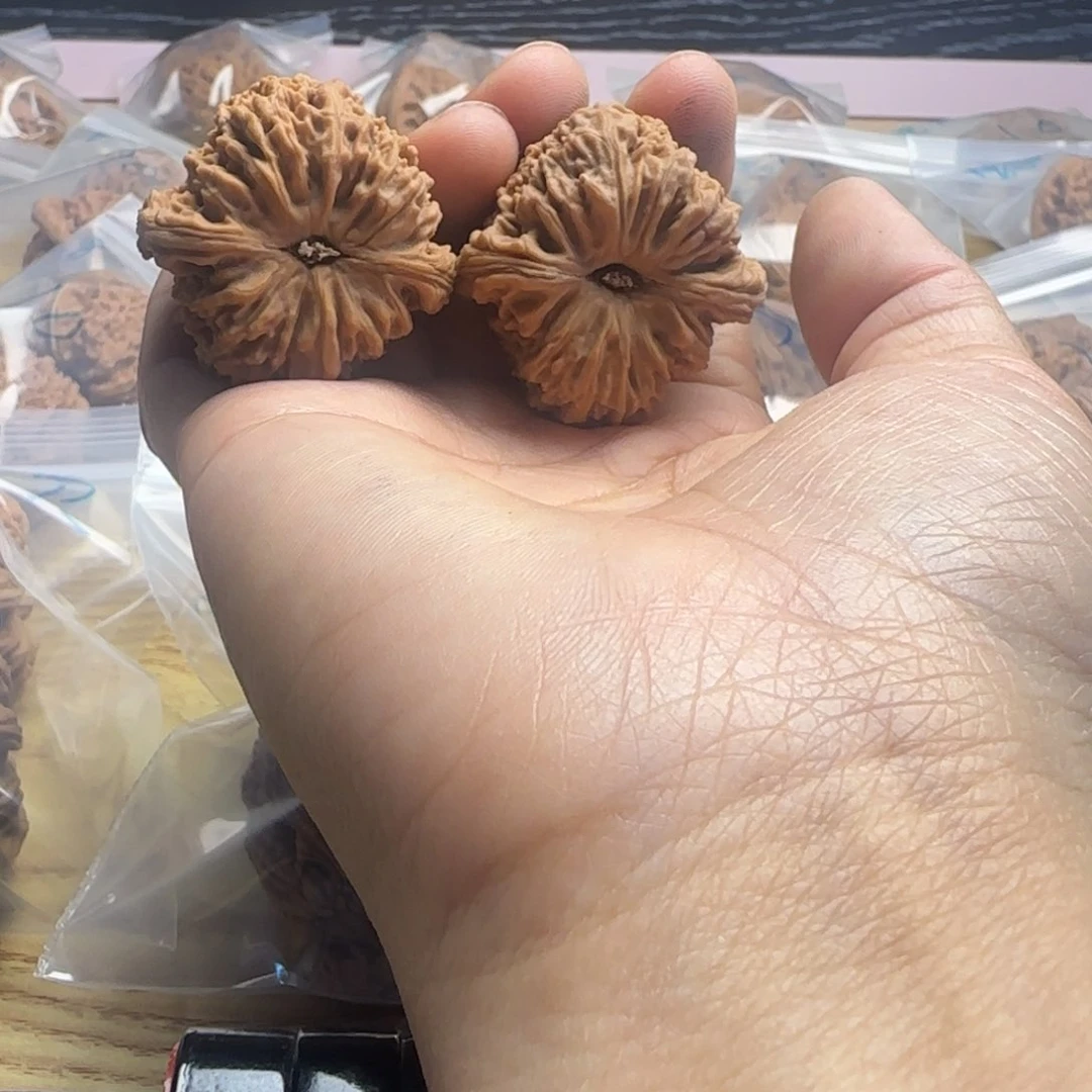 桃核吊坠同*顺核桃核桃