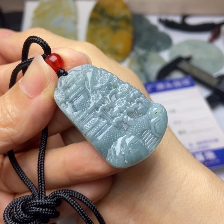 翡翠未镶嵌颈饰翡翠