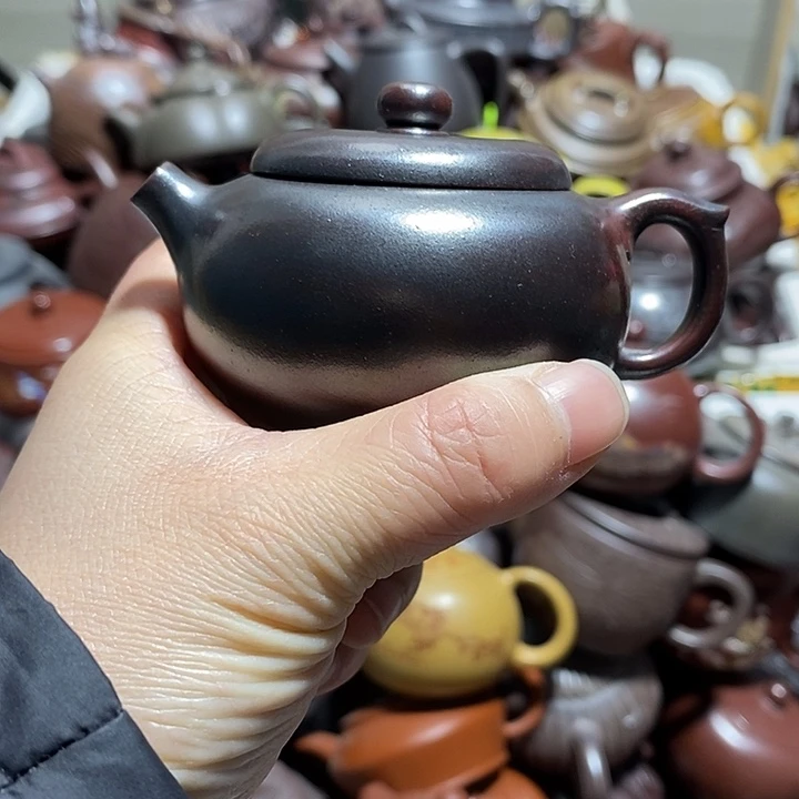 紫砂茶壶微瑕微笑