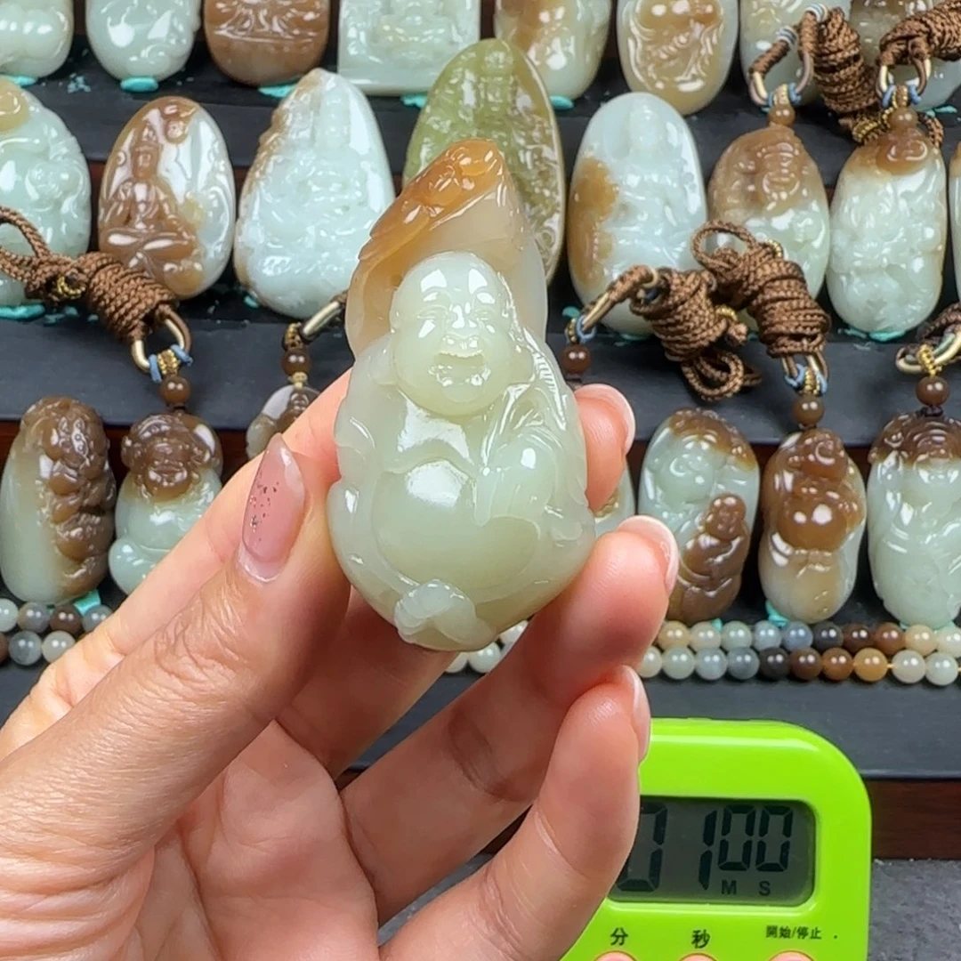 紫***愉未镶嵌和田玉挂件