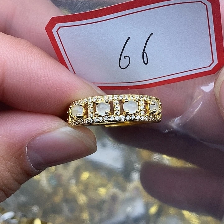 翡翠未镶嵌戒指66