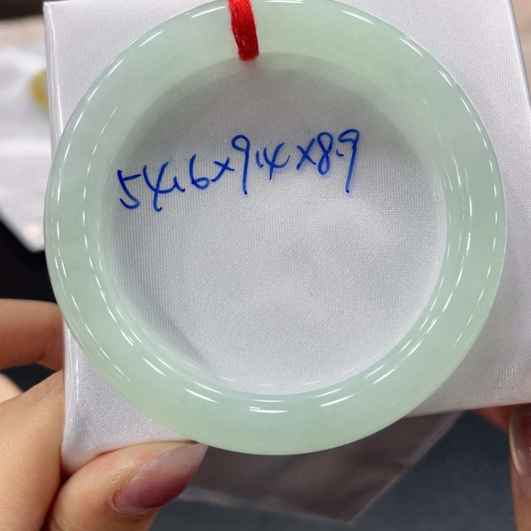 未镶嵌手镯翡翠翡翠