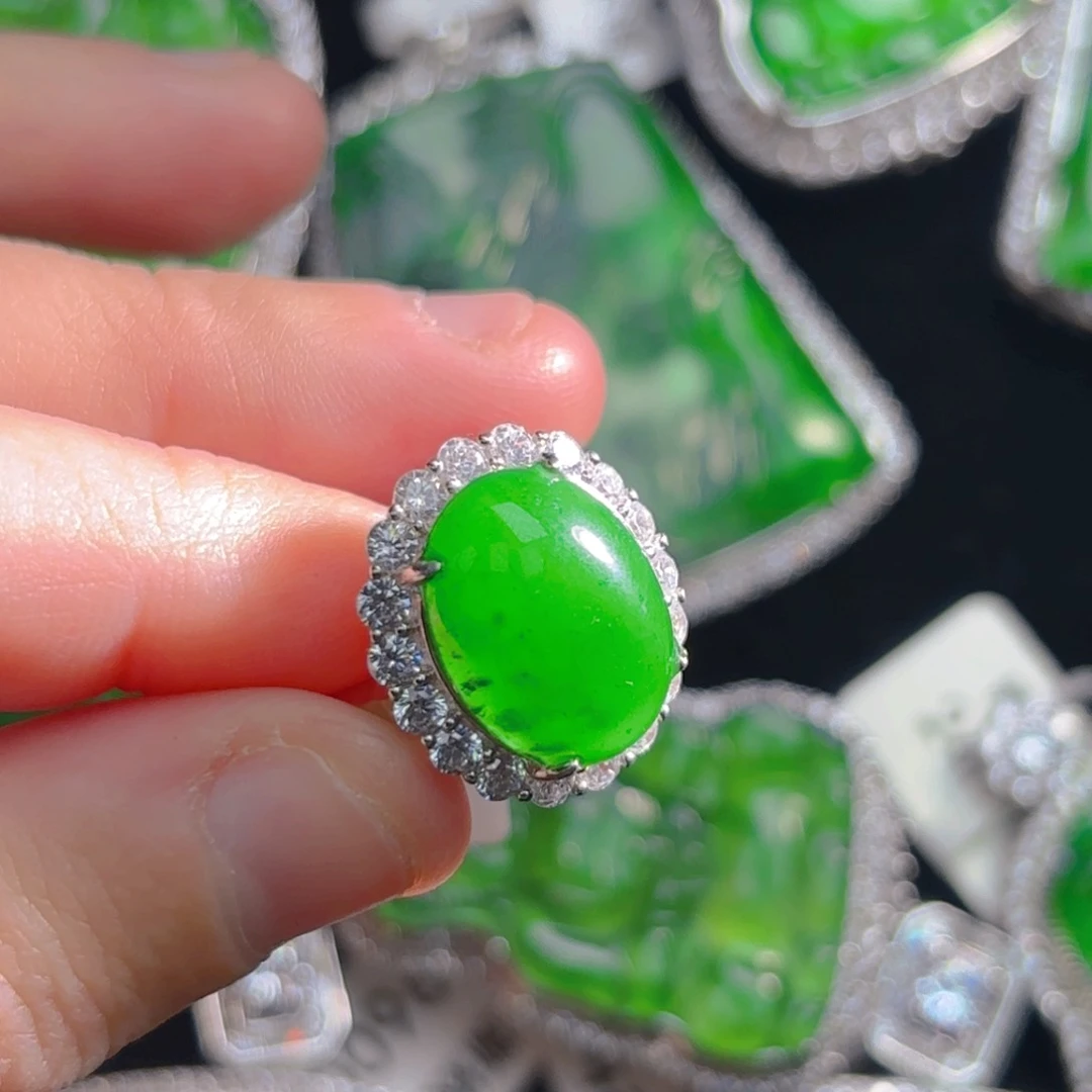 翡翠颈饰银S925镶嵌蛋面