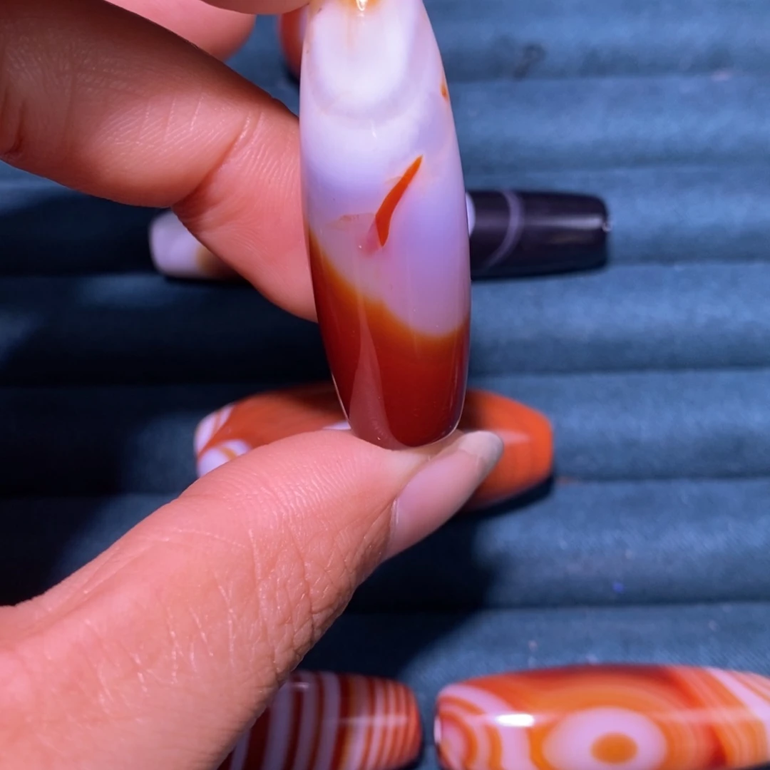 未镶嵌玛瑙/玉髓珠宝奇石