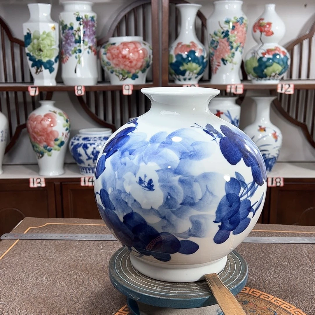 摆件景德镇陶瓷石青牡