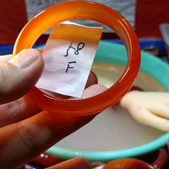 玛瑙/玉髓手镯未镶嵌