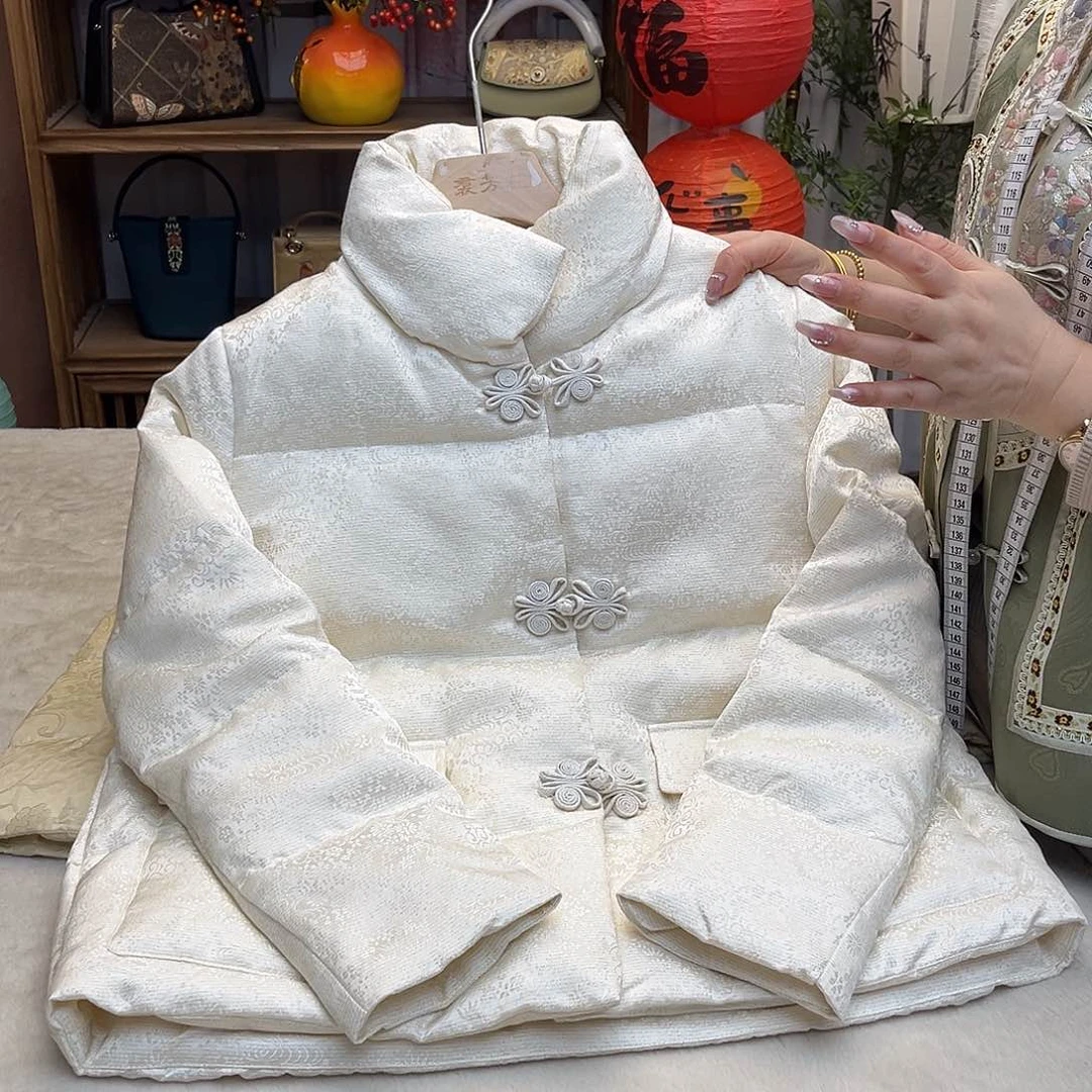 刺绣白鹅绒服净胸围100以内能穿