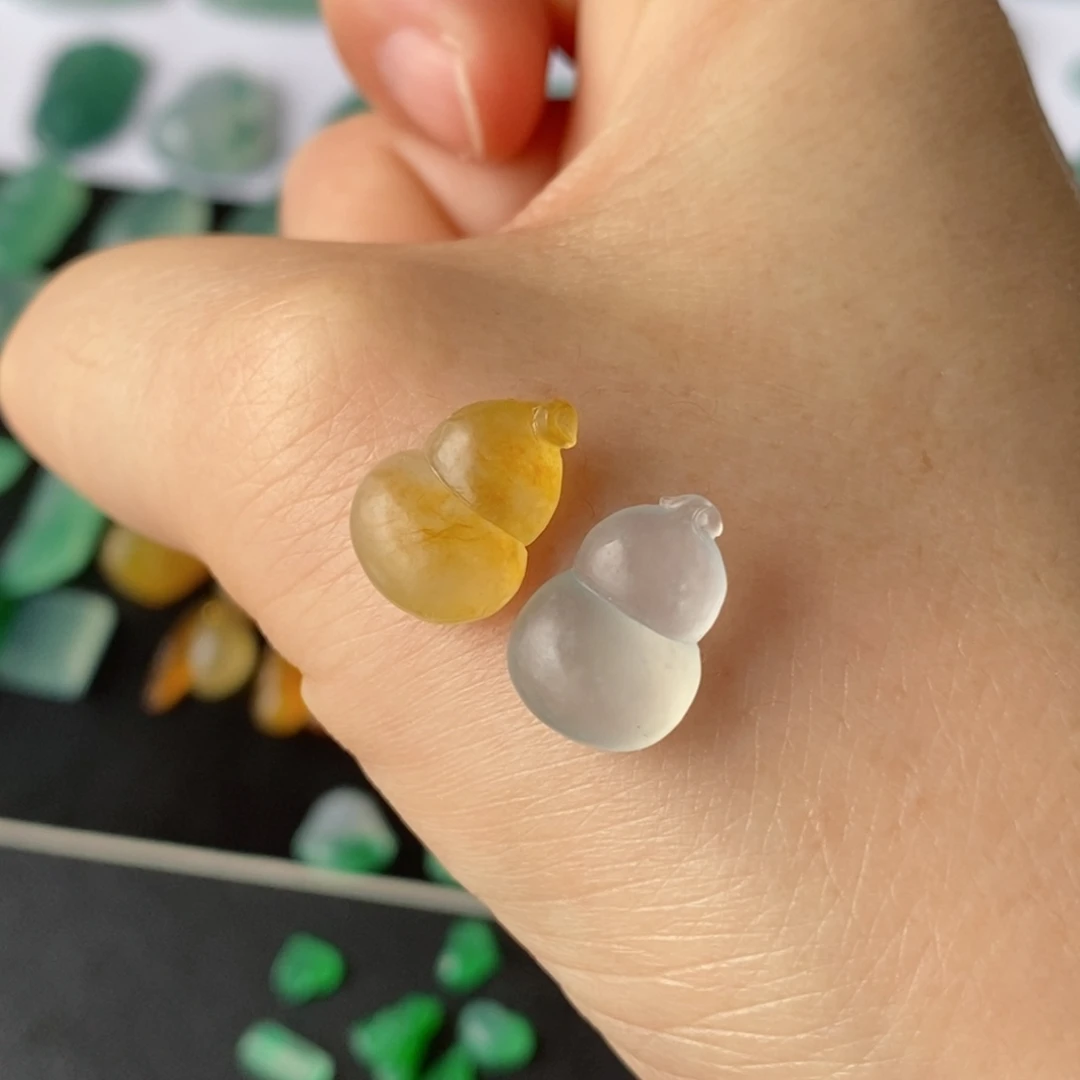 定制翡翠未镶嵌葫芦