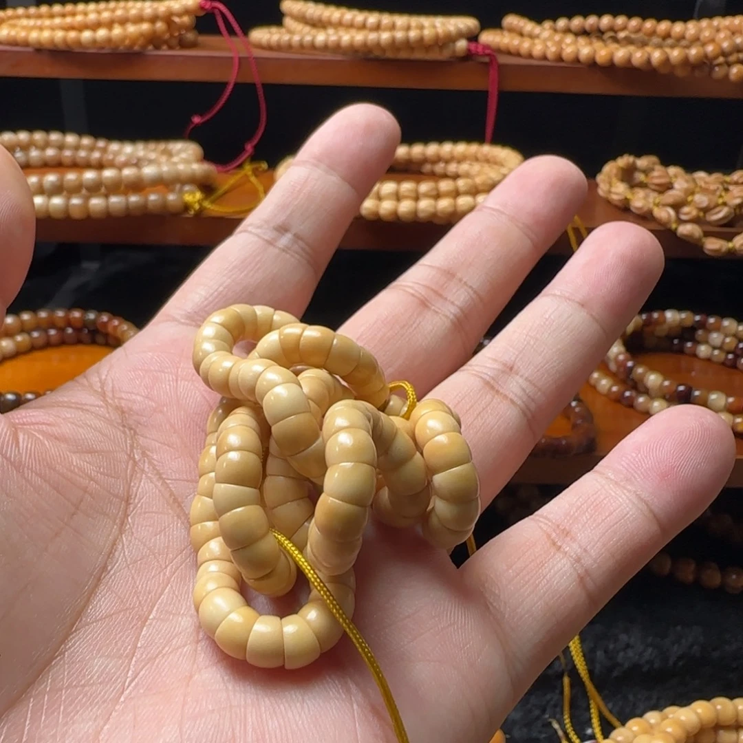 龙脊菩提吊坠十年老料小肠卡6