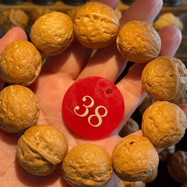 铁核桃龙珠手串24尺