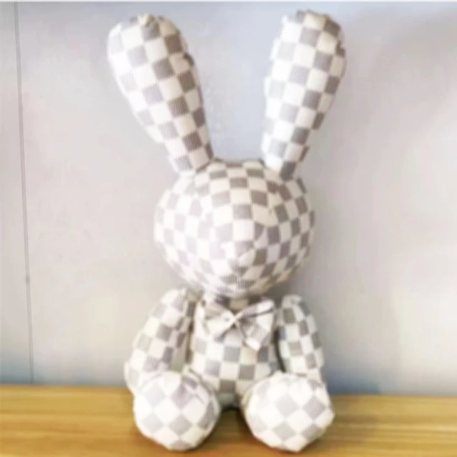 皮质兔子公仔儿童玩偶装饰玩具儿童节日礼物毛绒娃娃抓机礼品摆件