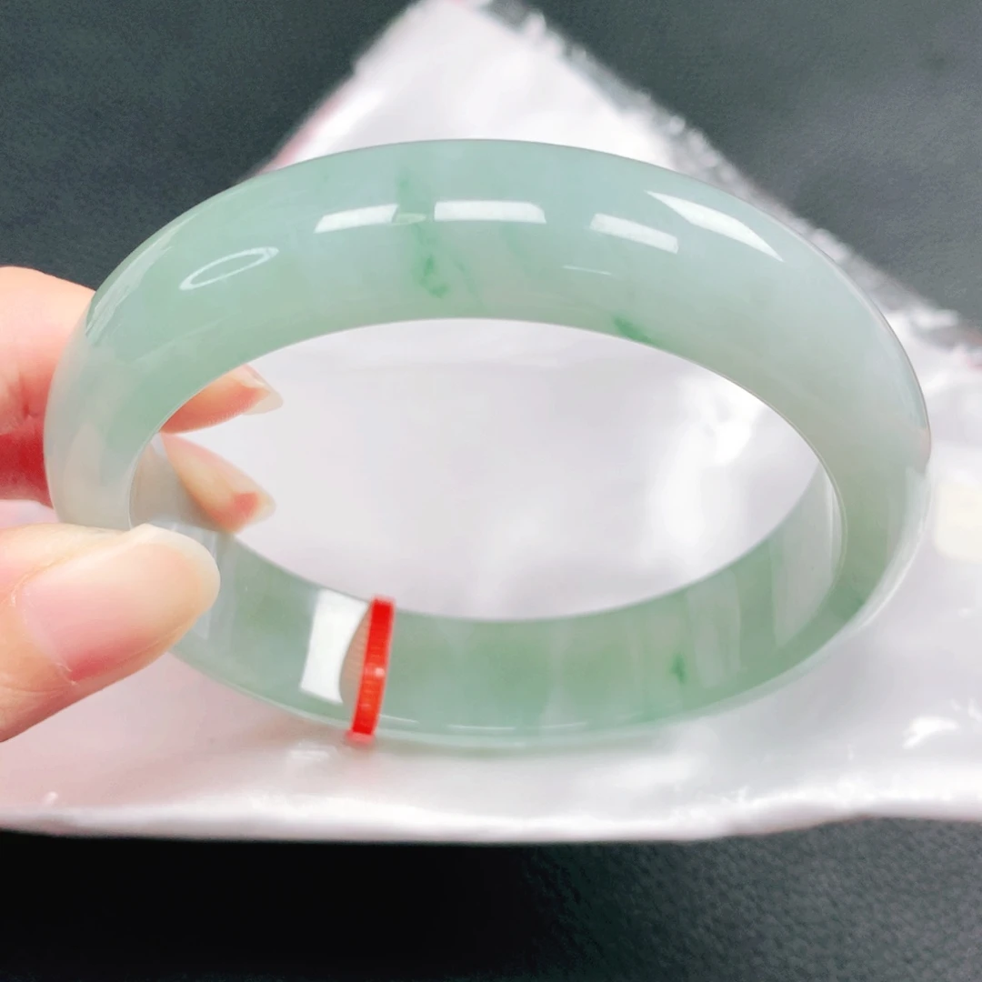 翡翠未镶嵌手镯60圈