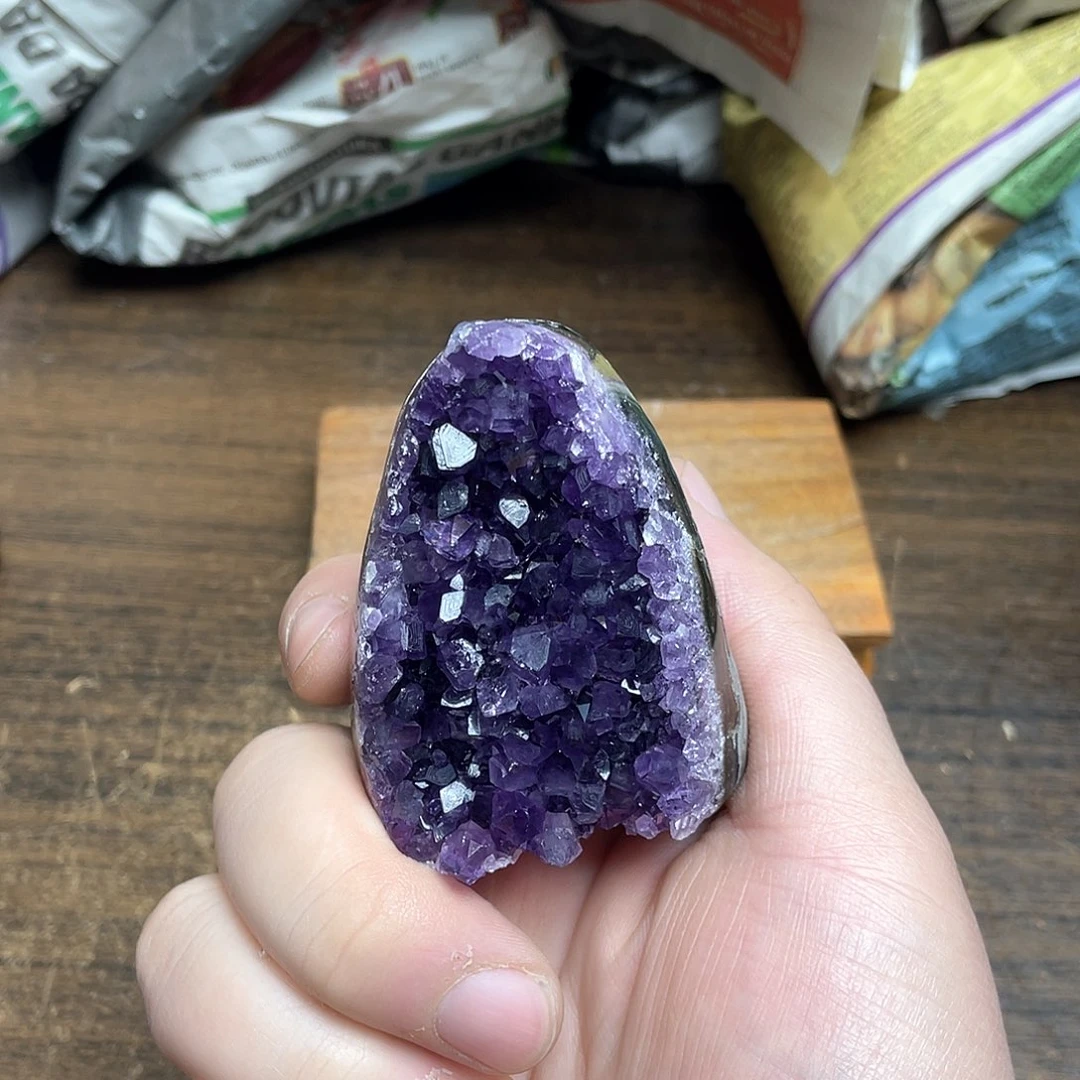 紫晶大型摆件（非配饰）未镶嵌