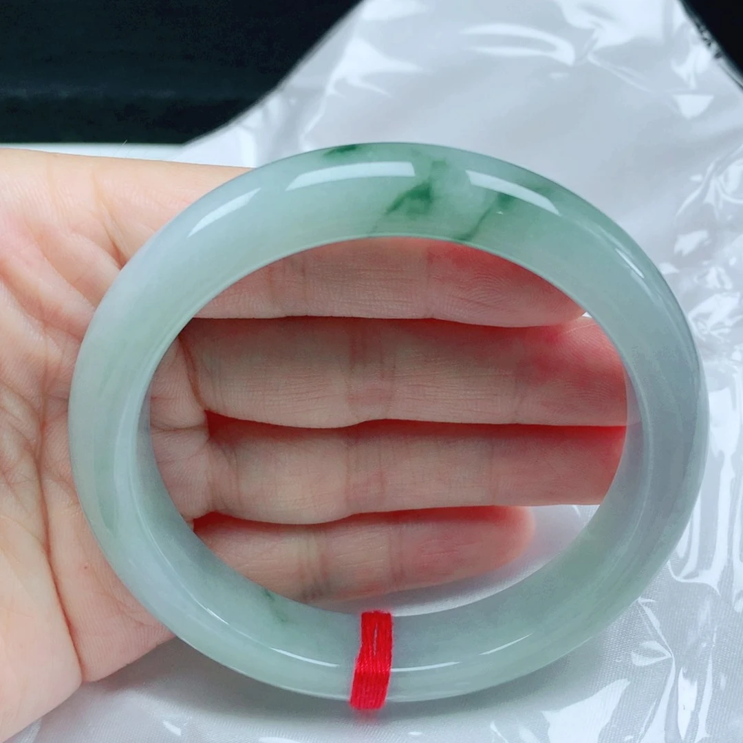 翡翠手镯未镶嵌60