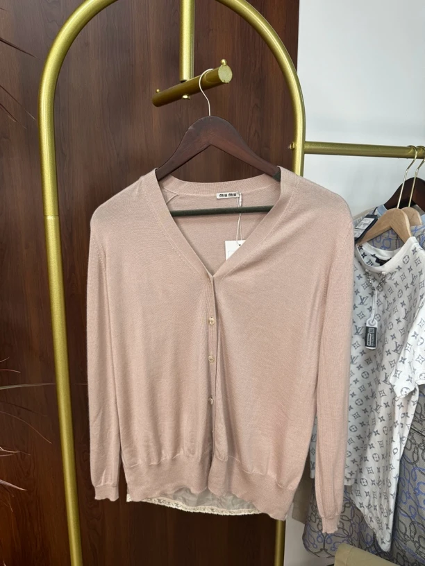99新 MIU MIU/缪缪 有奢友得严选丨缪缪粉色外搭毛衣00668