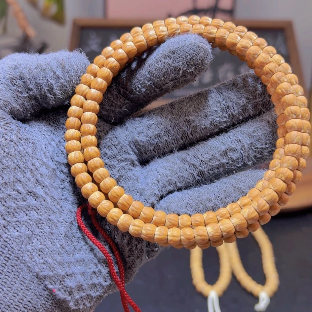 蒋***️柏香籽/百香籽吊坠