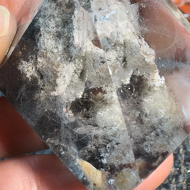 臻***阁未镶嵌发晶颈饰我