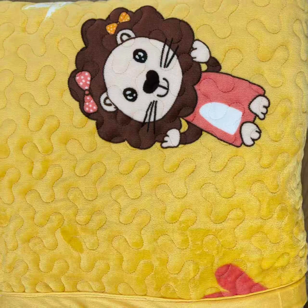 【黄底狮子】牛奶绒加厚床盖冬季专用3