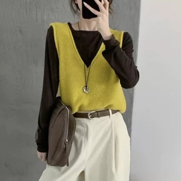 韩系简约百搭纯色针织马甲背心两件套女2025秋季新款修身显瘦上衣