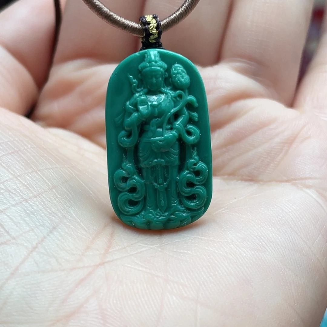 绿松石未镶嵌颈饰