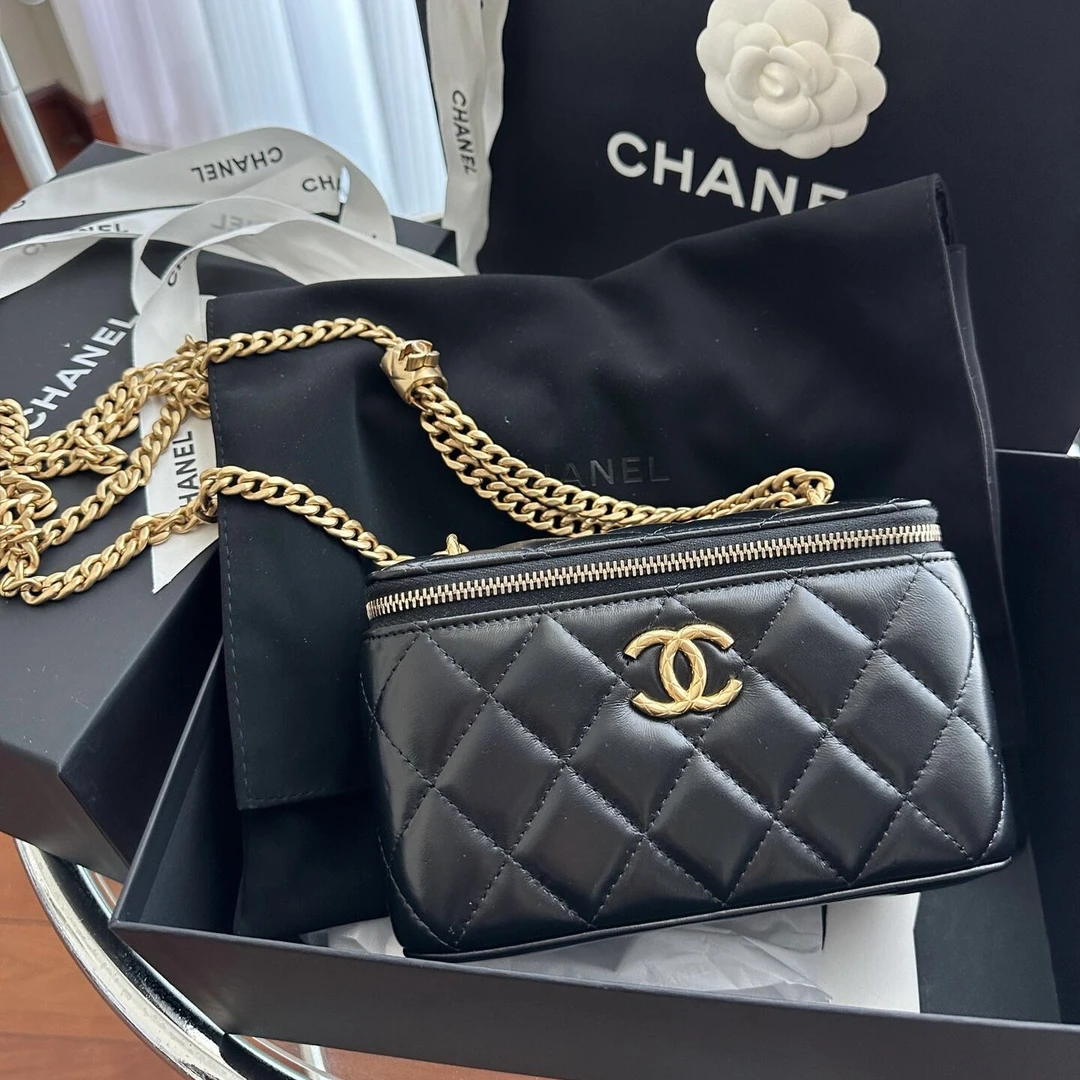 99新 Chanel/香奈儿 包展专属 Chanel黑金金柱化妆盒