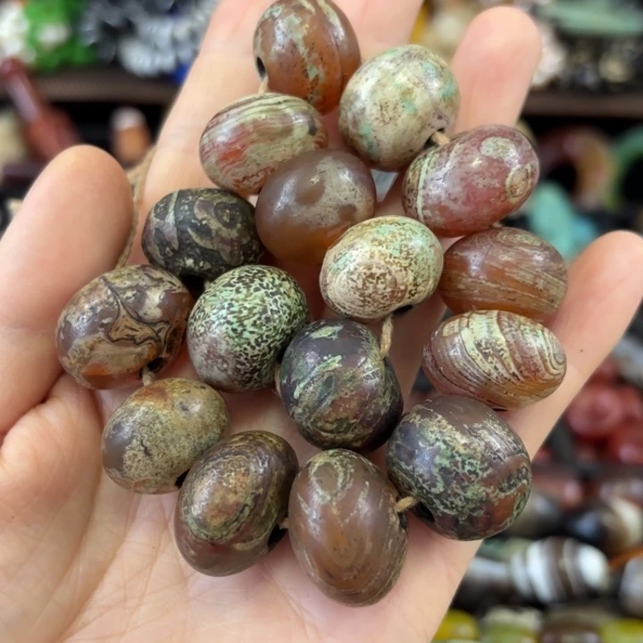 未镶嵌颈饰玛瑙/玉髓