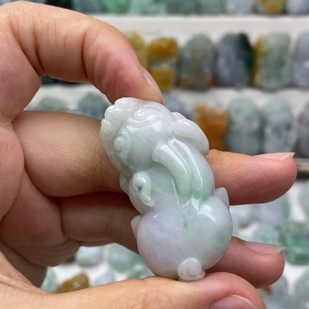 翡翠未镶嵌吊坠(赠链)