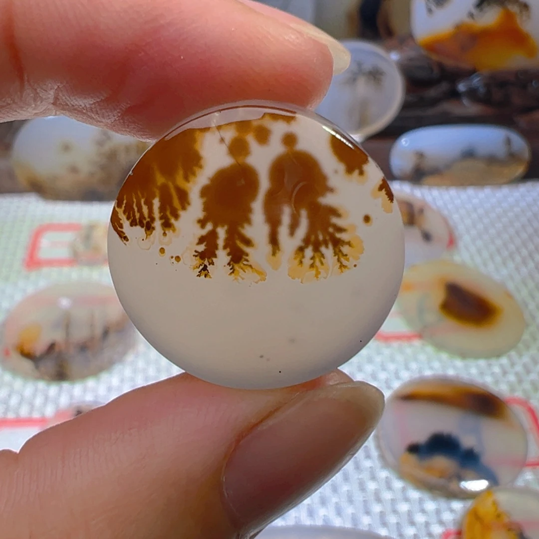 玛瑙/玉髓颈饰未镶嵌