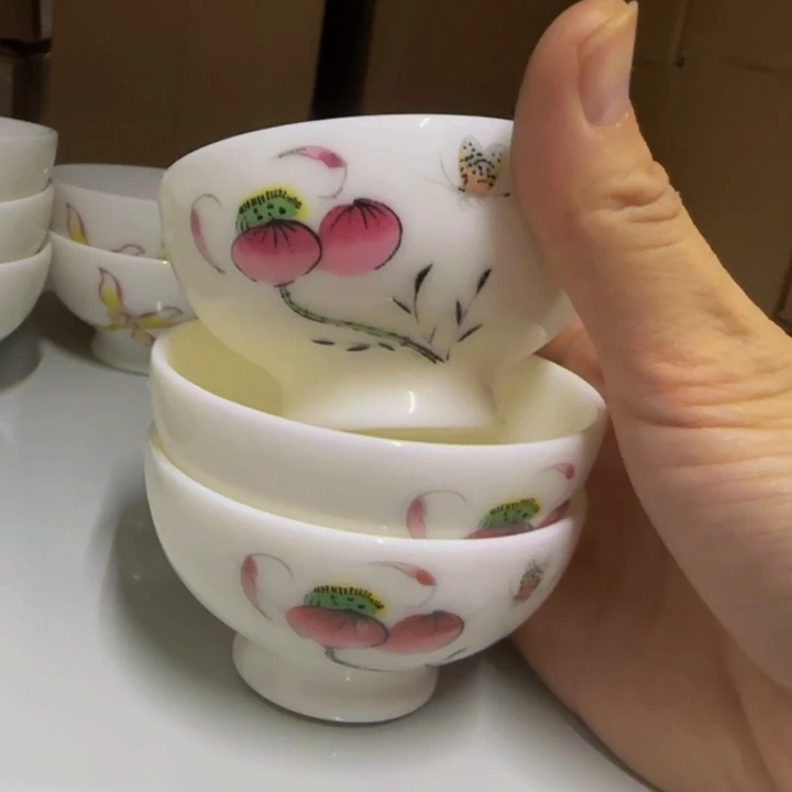 孤品羊脂玉高脚杯三个一组