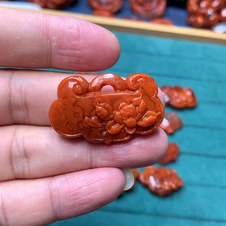 吊坠(不含链)未镶嵌南红玛瑙自***的
