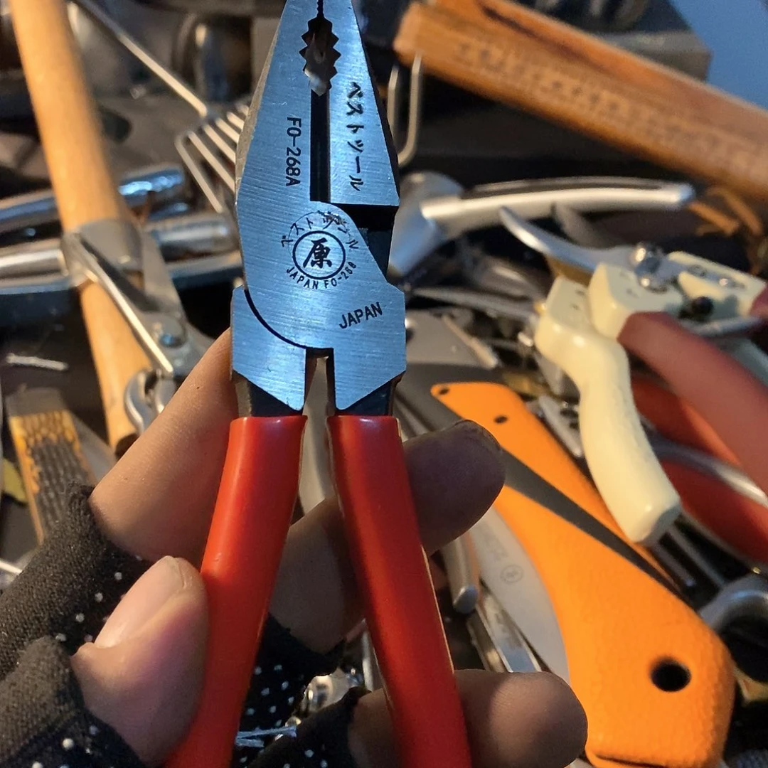 在这片美丽之乡上海举办画展