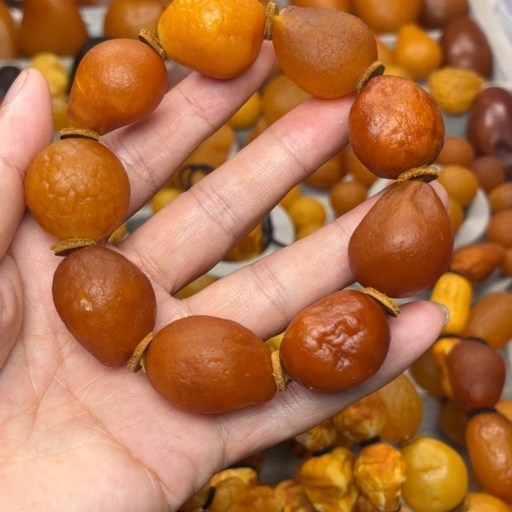 琥珀未镶嵌裸石天然蜜蜡手串