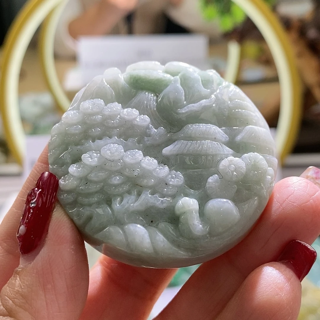 【闪购商品】翡翠颈饰未镶嵌山水