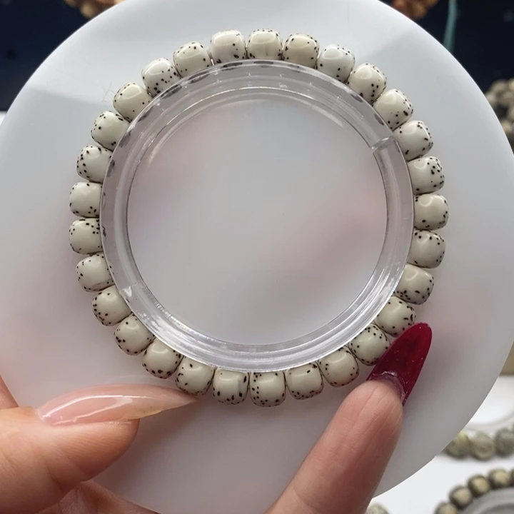 手串星月菩提8河豚