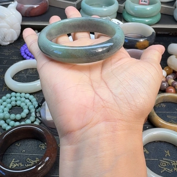 石英质玉合金手镯