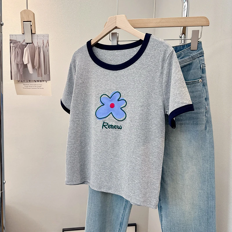 Julychee 韩版经典撞色领花朵刺绣圆领短袖T恤