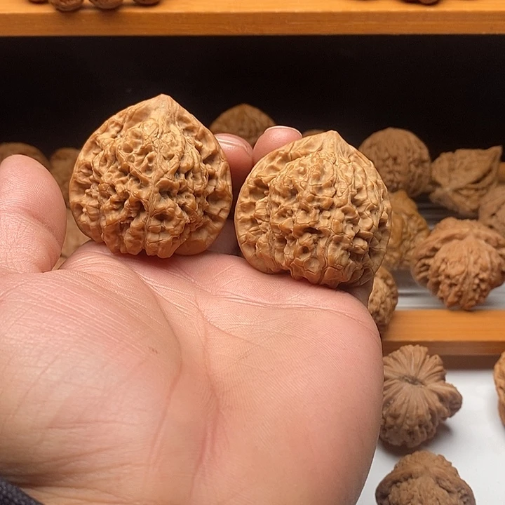 文玩核桃吊坠官帽48