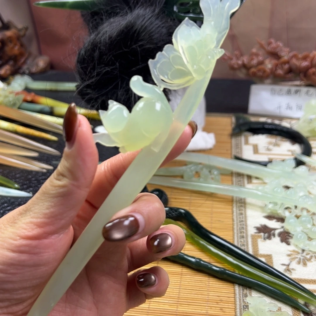 蛇纹石玉未镶嵌发簪