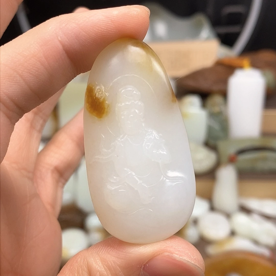 和田玉颈饰未镶嵌38