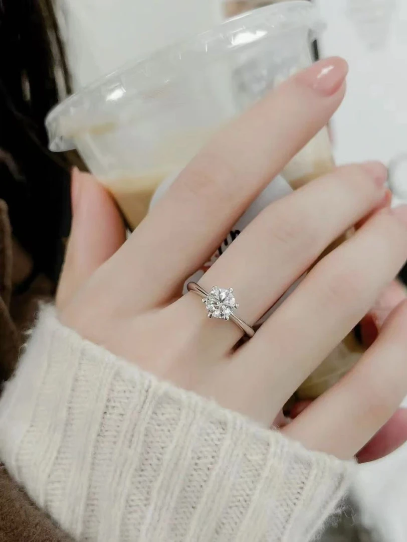 【Vevive】周家六爪皇冠1.0ct
