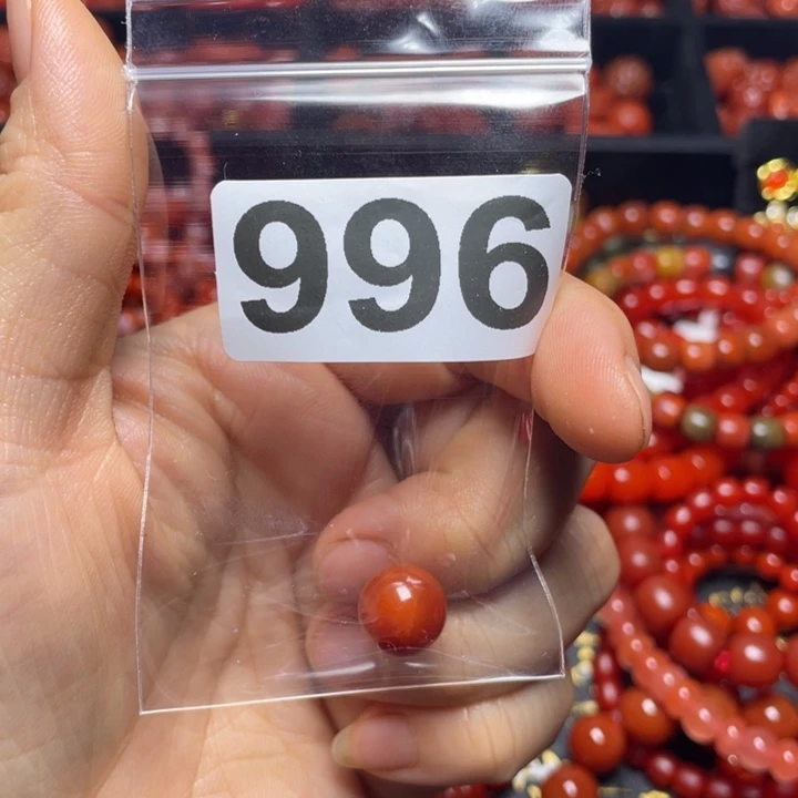 玛瑙/玉髓手串未镶嵌狗**?