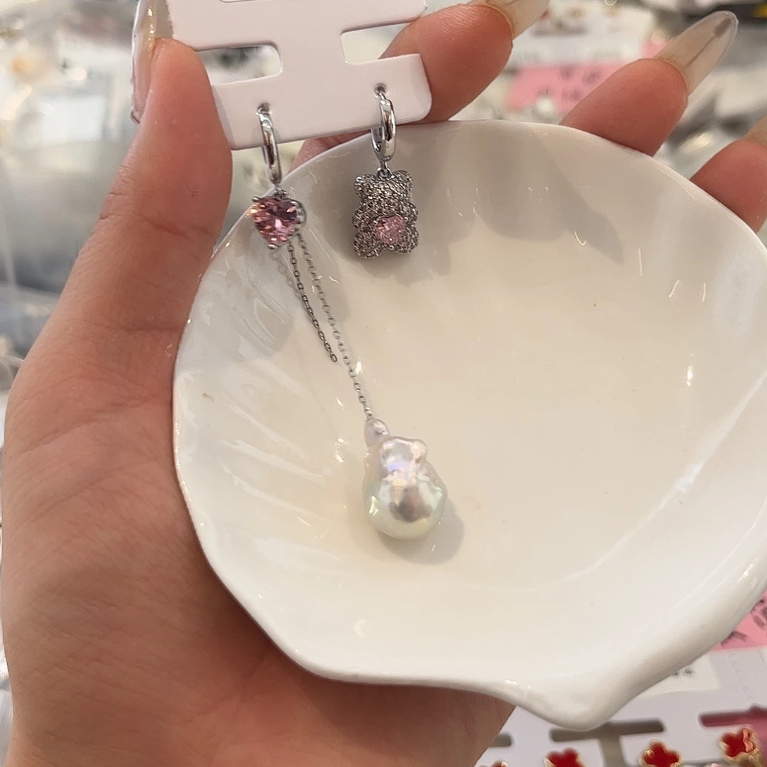 合金淡水珍珠耳饰